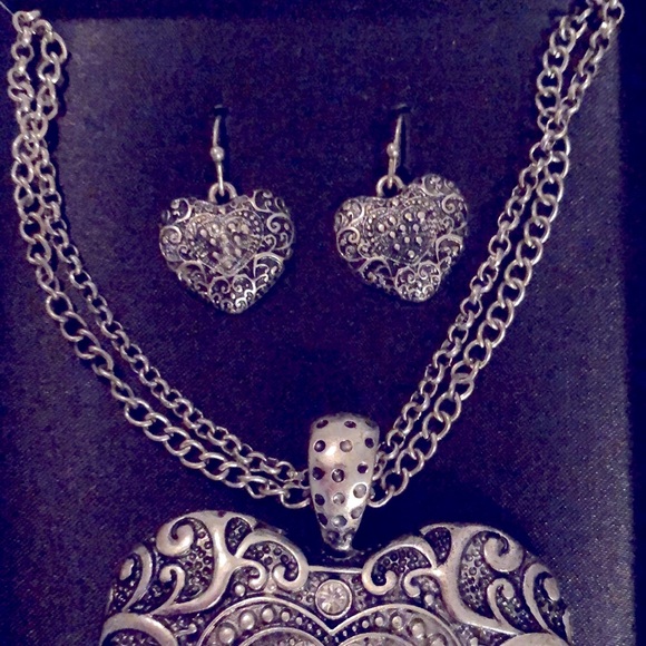 NWT MIX IT Necklace & Earring Set - Picture 4 of 4